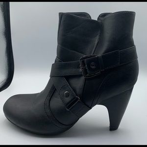 Ankle Boot with Straps